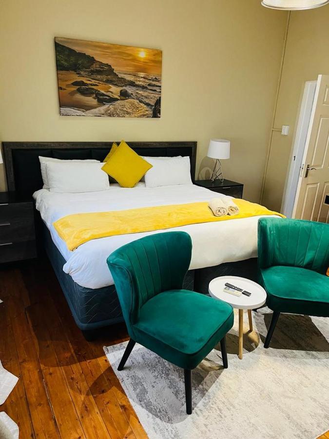 St Eve Lodge & Spa Блумфонтейн Экстерьер фото